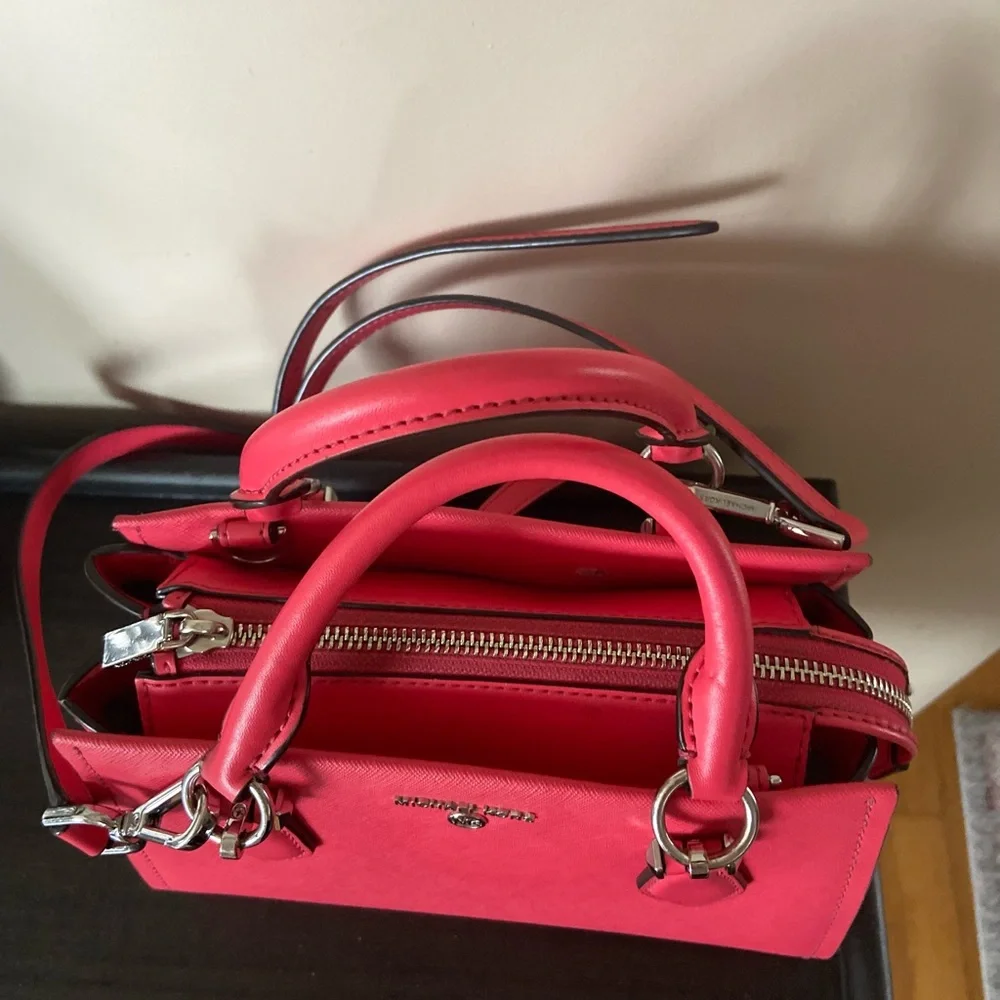 Michael Kors Vibrant Pink Satchel - Picture 5 of 7